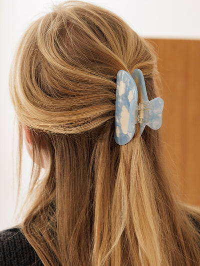 Winona Irene Lucy Sky Blue Hair Clip