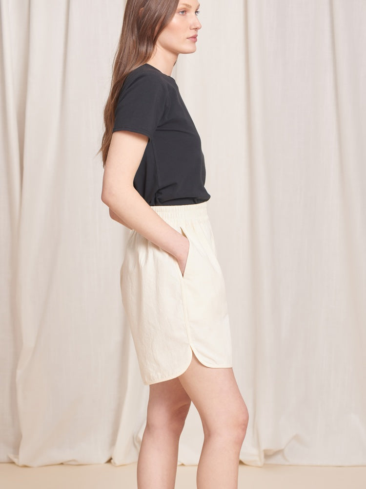 Shorts for Women | Tradlands Glenn Long Short Crinkle Cotton Birch